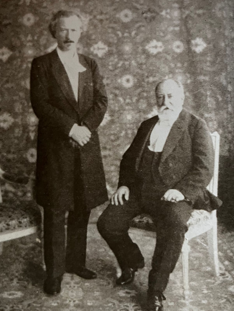 Lee más sobre el artículo Exotismo y formalismo