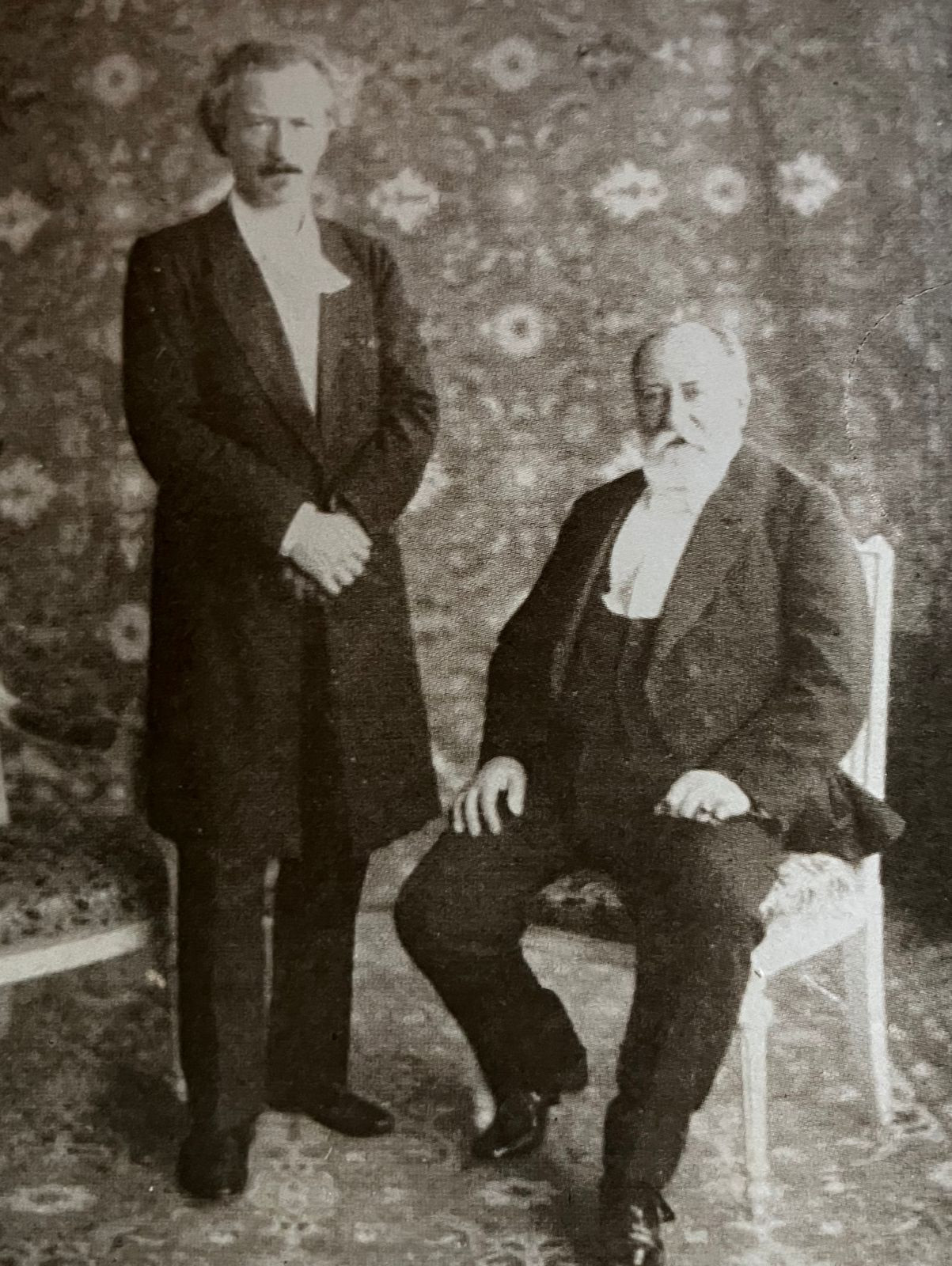 Lee más sobre el artículo Exotismo y formalismo